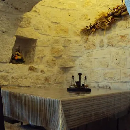 Hotel Trullo Casa Carucci With Pool