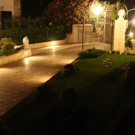 Trullo Casa Carucci With Pool 3*